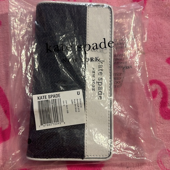 Kate Spade denim white wallet - Picture 5 of 5